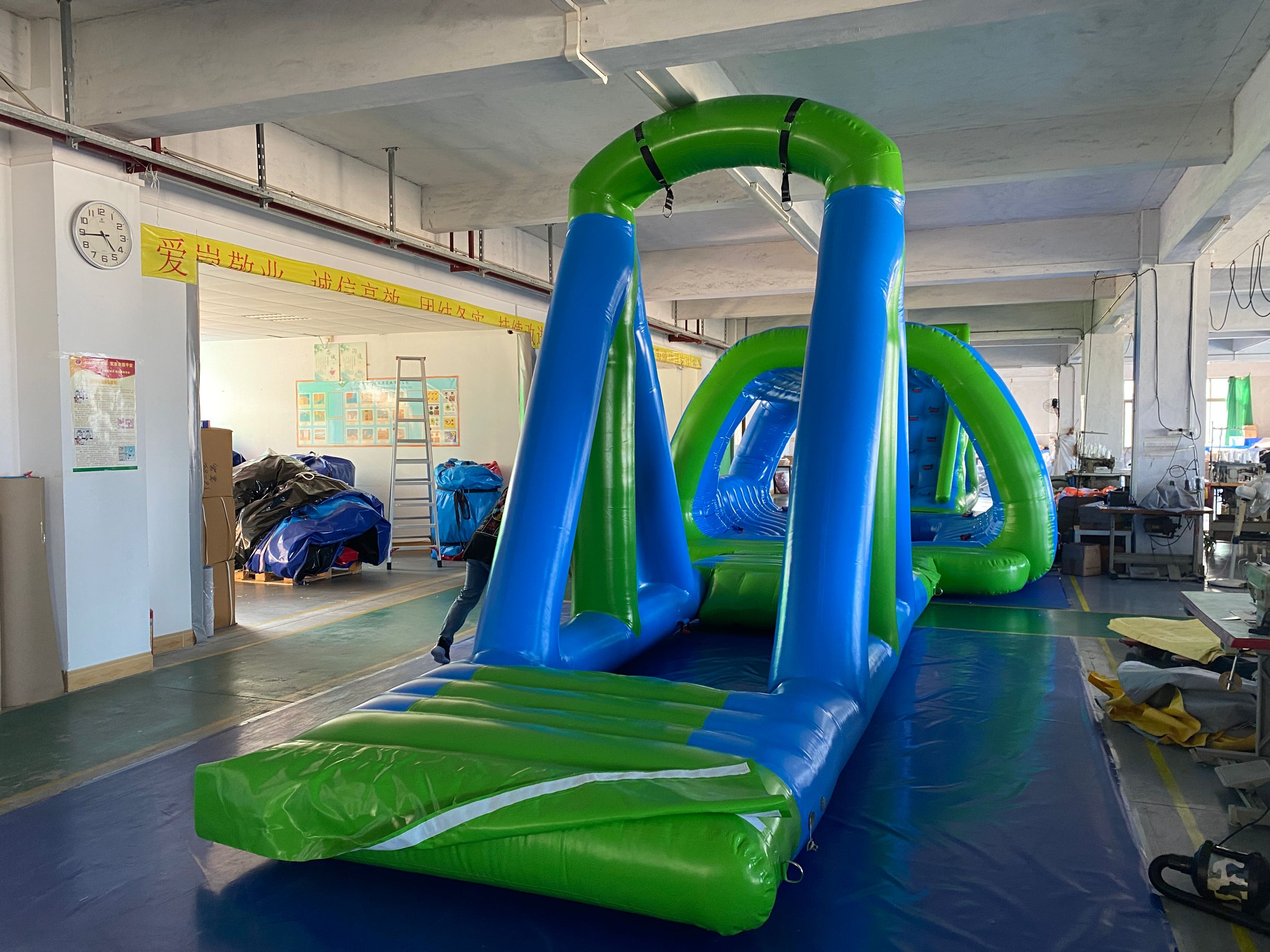 水上充气秋千道具 