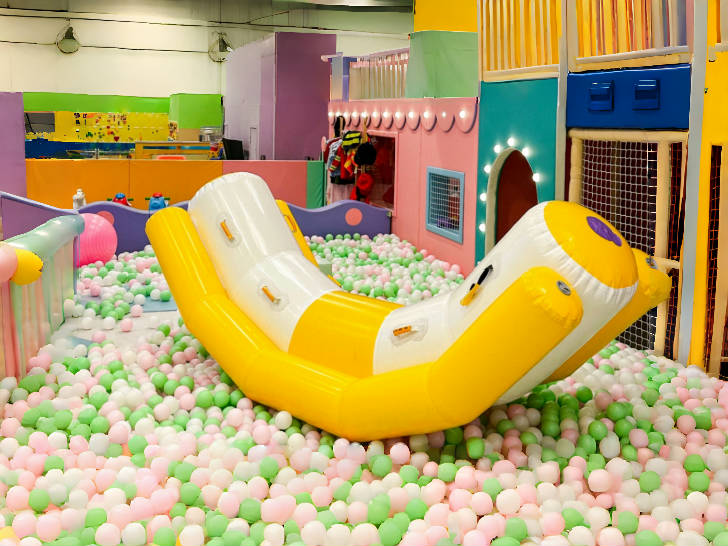 充气游戏水上跷跷板出租出售